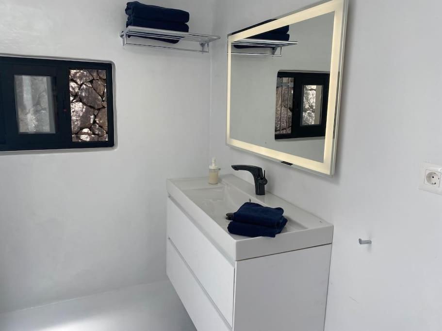 Lovely Studio In Original Finca Ла-Асомада Экстерьер фото
